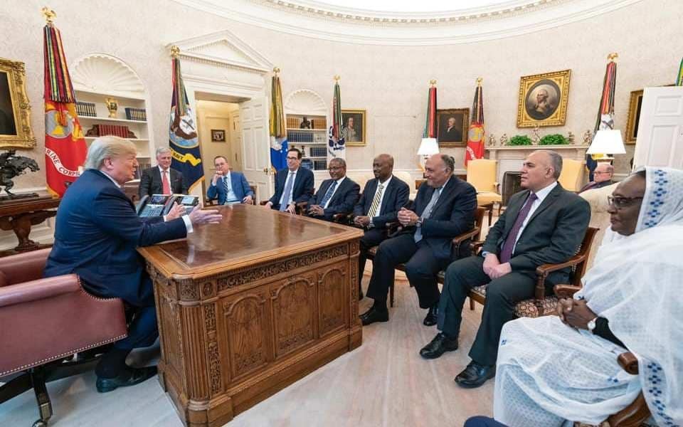 ترامب ووزير خارجية مصر والسودان واثيوبيا1.jpg